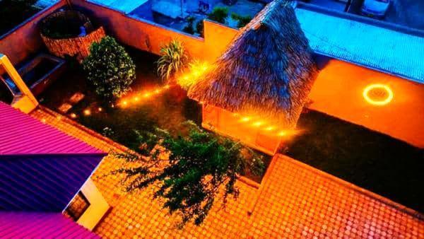Boma la Ngombe Safi House Bed & Breakfast エクステリア 写真
